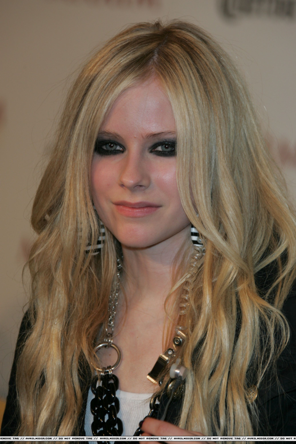 avril-22.jpg