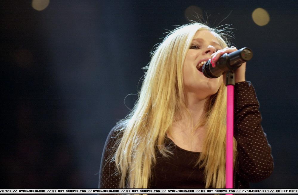 Avril_Lavigne_079_007.jpg