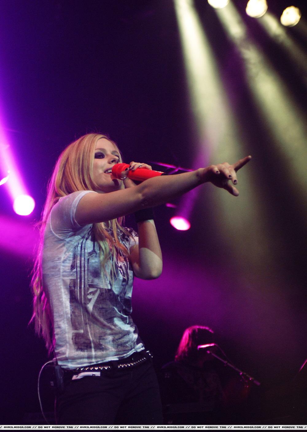 Avril_Lavigne_13.jpg