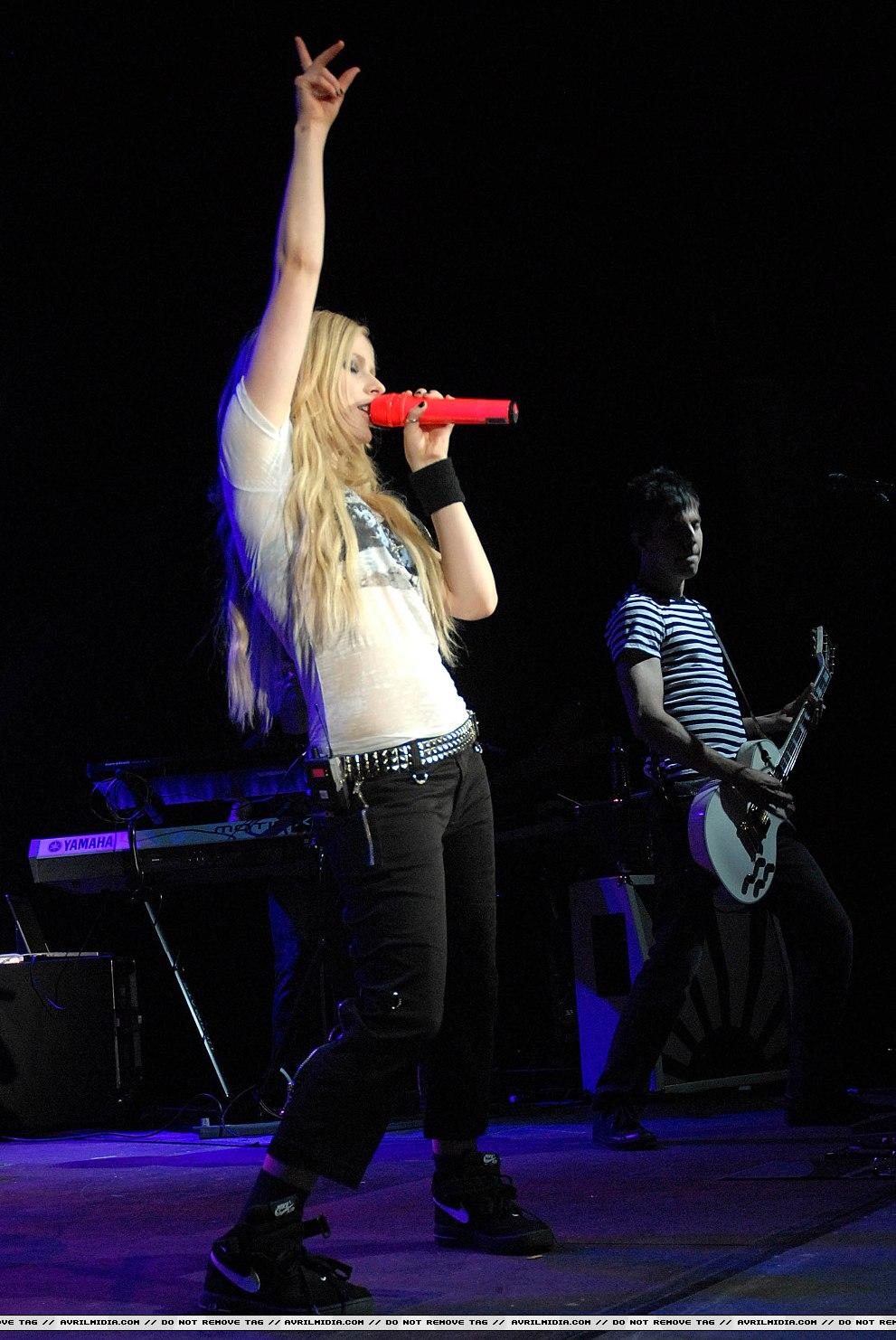 MTX_LAVIGNE_50026_08.jpg