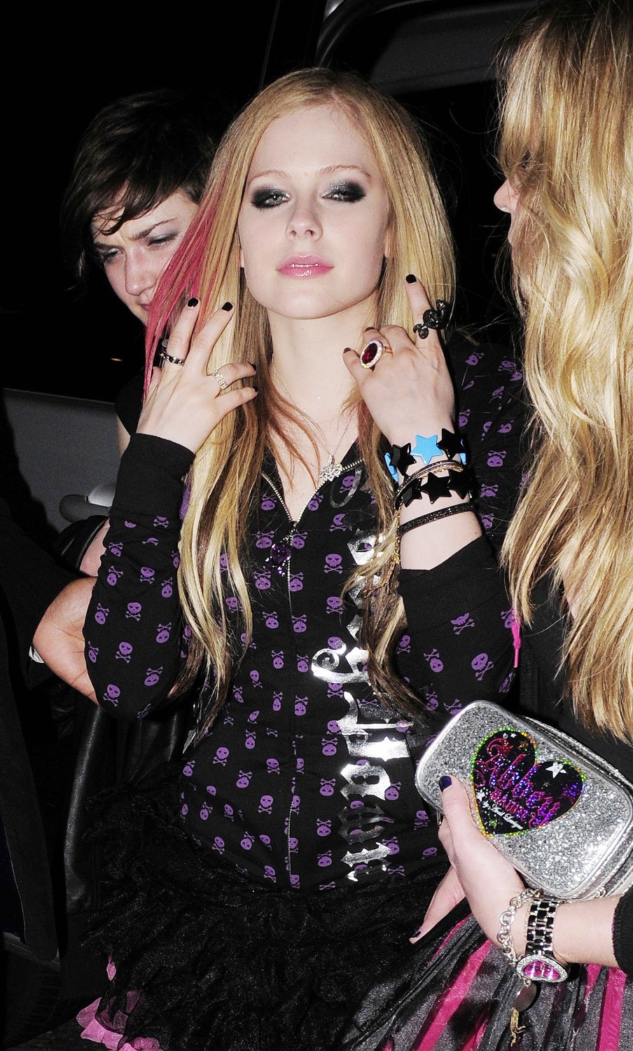 avrilrevolution_(13).jpg