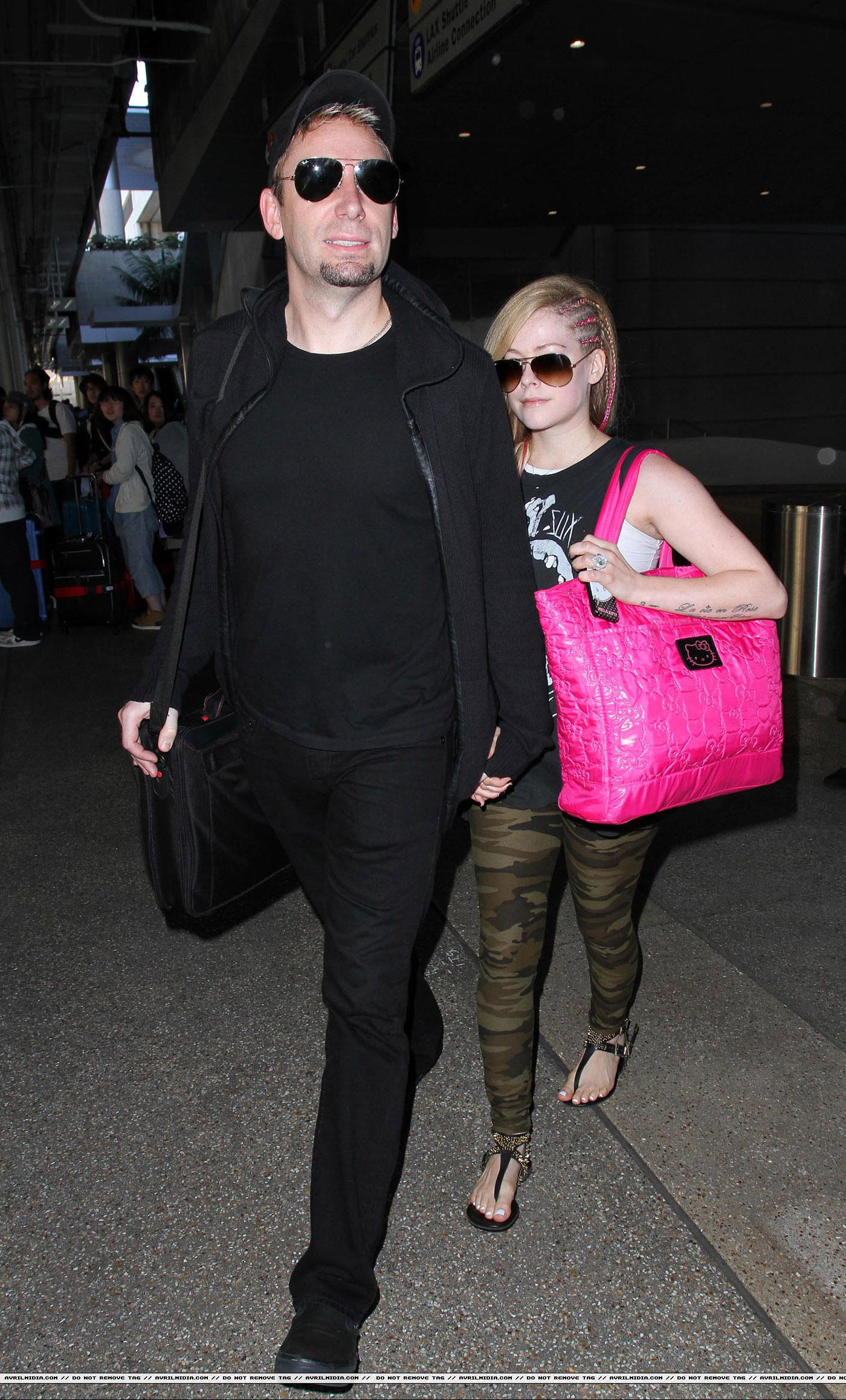 chavril_lax_out13_08.jpg