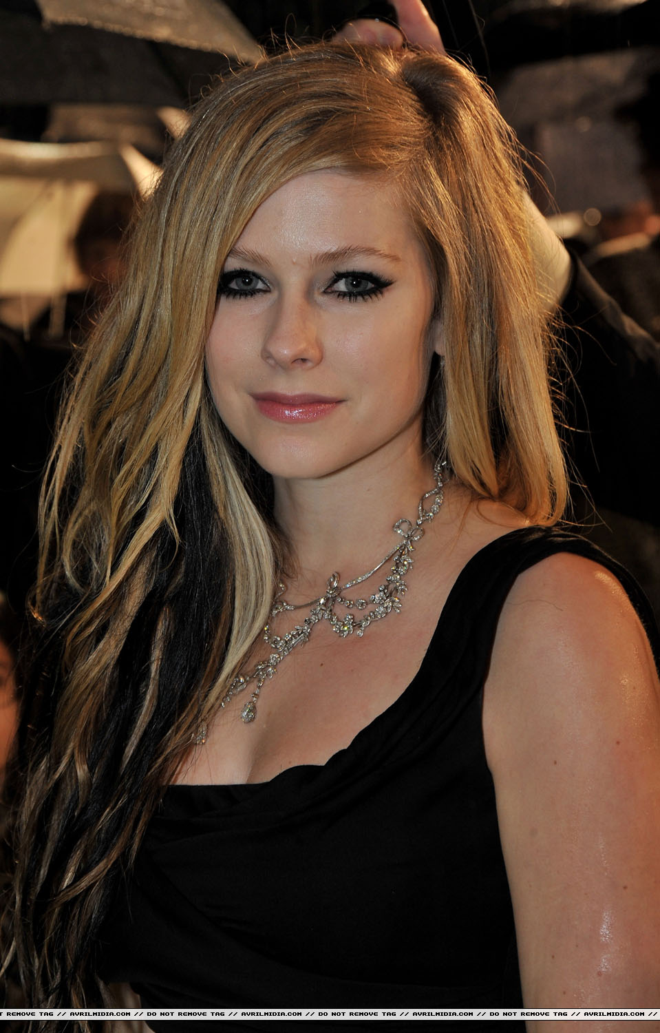 avril-2_copy.JPG