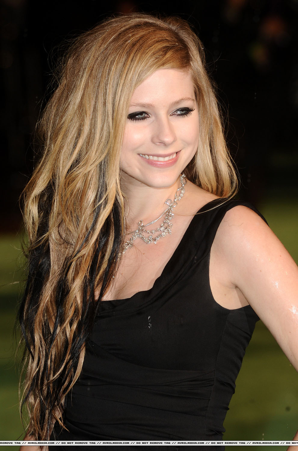 avril-51_copy.jpg