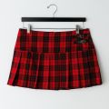 PleatedPlaidMiniskirt2HQ.jpeg