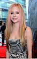 avrillavigne-2010americanmusicawards21nov-06tc_copy_copy.jpg