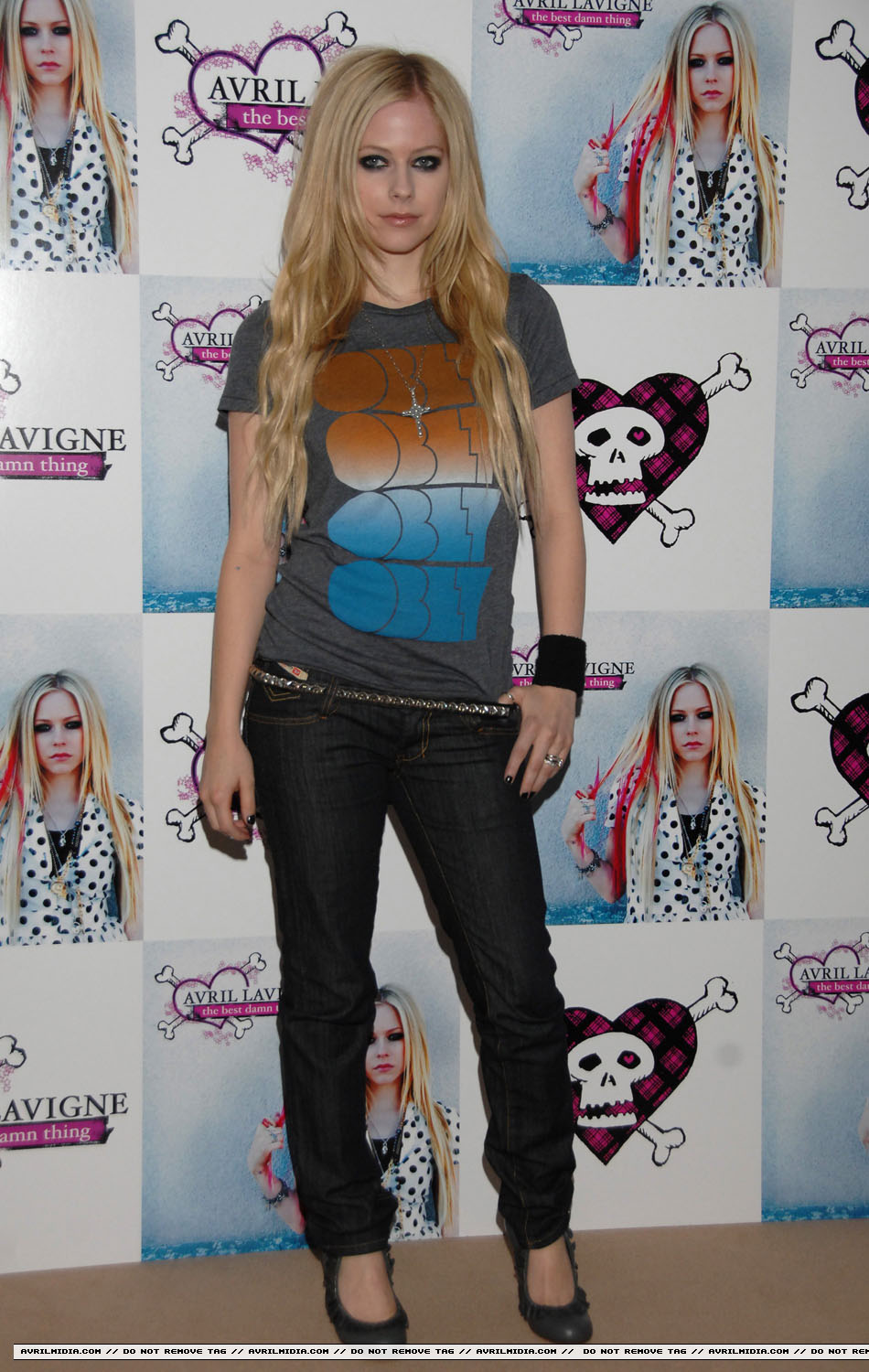 avrillavigne-2007tbdtalbummadridpromo26jun-03tc.jpg