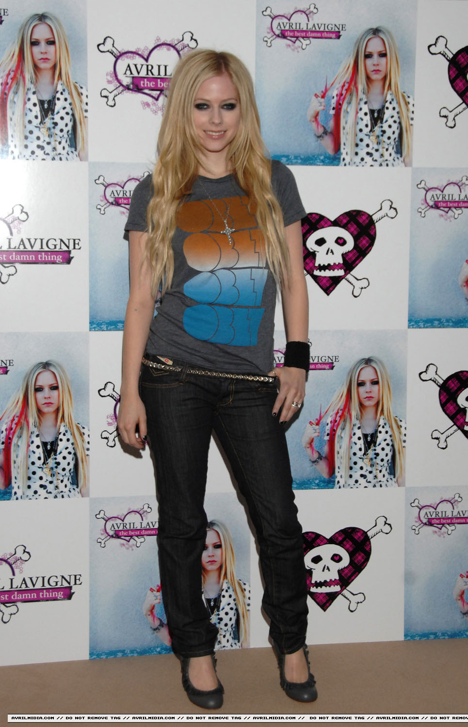 avrillavigne-2007tbdtalbummadridpromo26jun-09tc.jpg