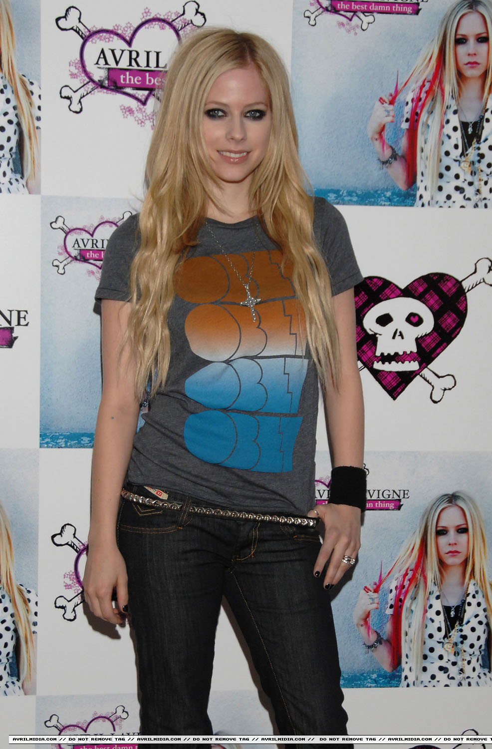 avrillavigne-2007tbdtalbummadridpromo26jun-10tc.jpg