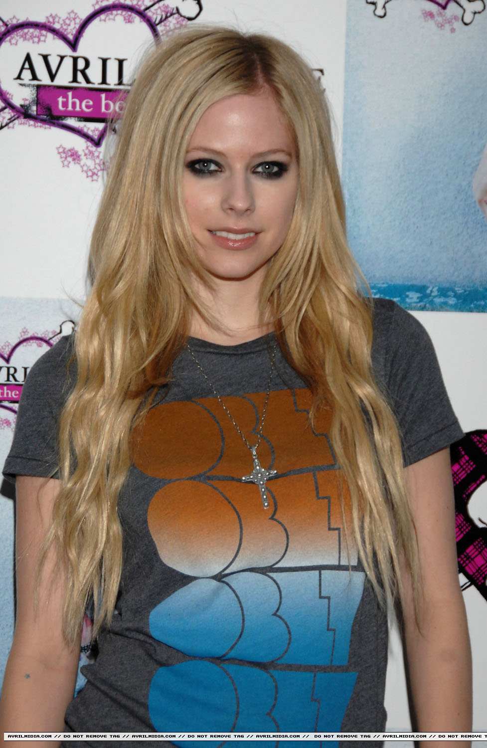 avrillavigne-2007tbdtalbummadridpromo26jun-11tc.jpg