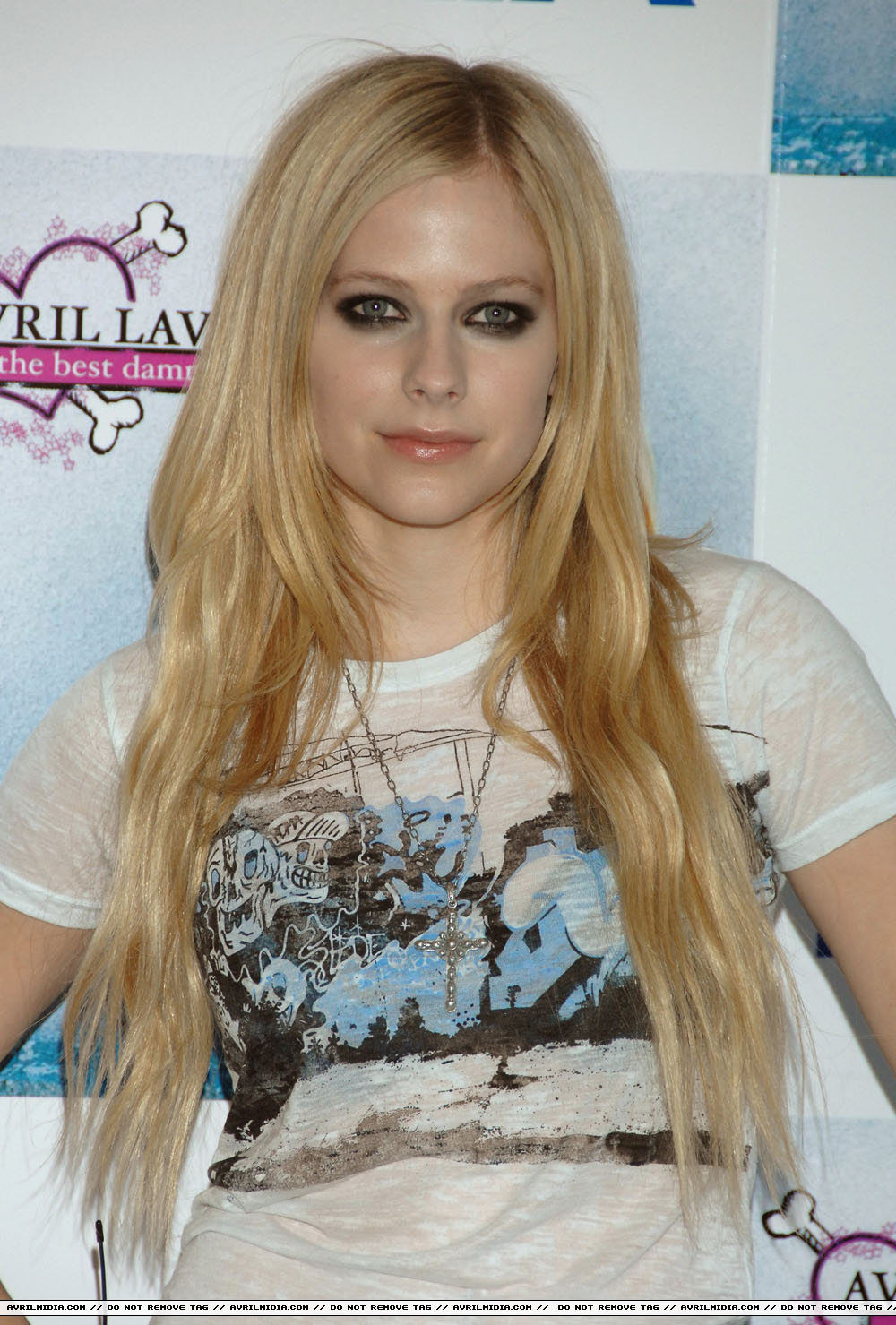 avrillavigne-2007tbdtalbummadridpromo26jun-20tc.jpg