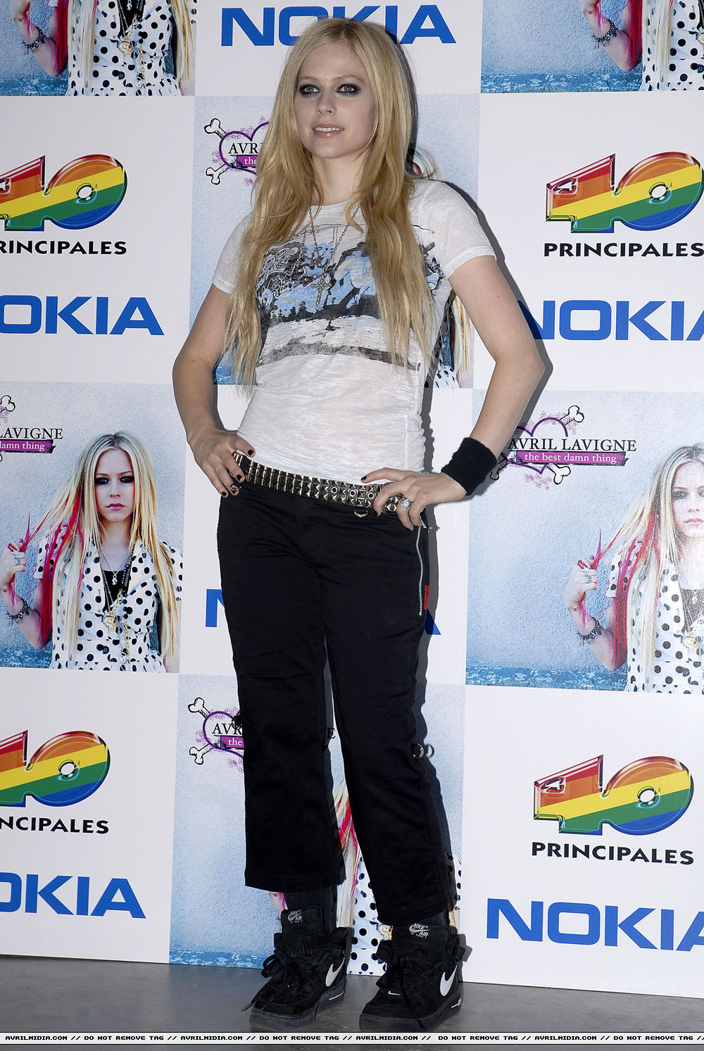 avrillavigne-2007tbdtalbummadridpromo26jun-29tc.jpg