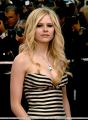 44750-avril-lavigne-oth-cannes.jpg