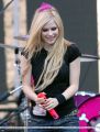 avrillavigne-2007muchmusicawardsrehearsal17jun-19t.jpg