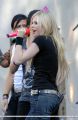 avrillavigne-2007muchmusicawardsrehearsal17jun-36t.jpg