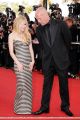 avrillavigne-2009overthehedgecannes21may-012tc.jpg