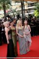 avrillavigne-2009overthehedgecannes21may-058tc.jpg