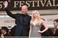 avrillavigne-2009overthehedgecannes21may-095tc.jpg