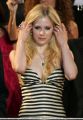 avrillavigne-2009overthehedgecannes21may-222tc.jpg