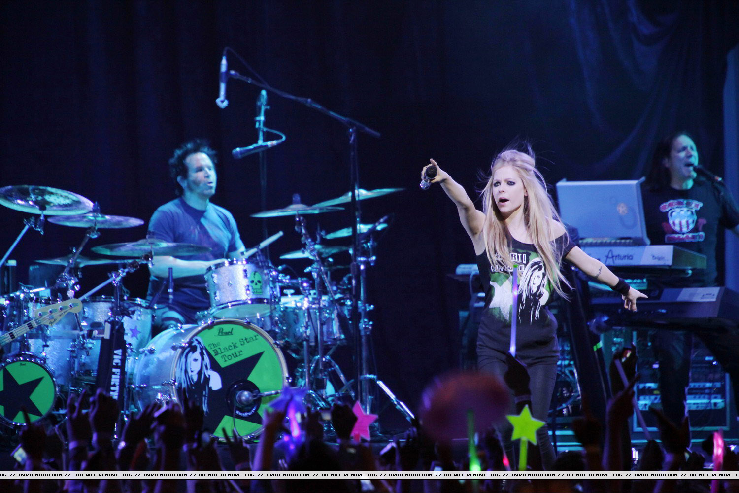 avrilmidia_saopaulo_jul27_18.jpg