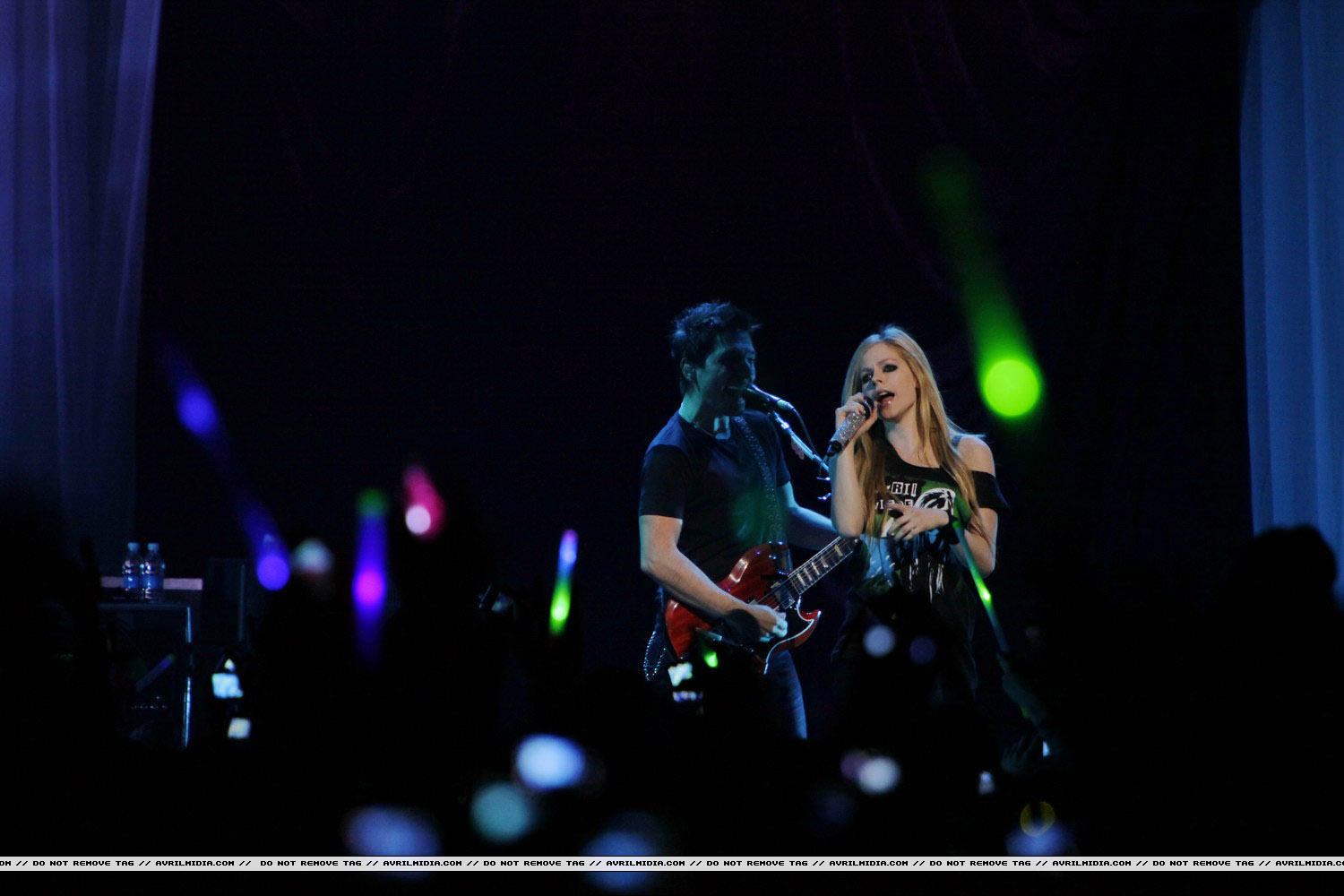 avrilmidia_saopaulo_jul27_22.jpg