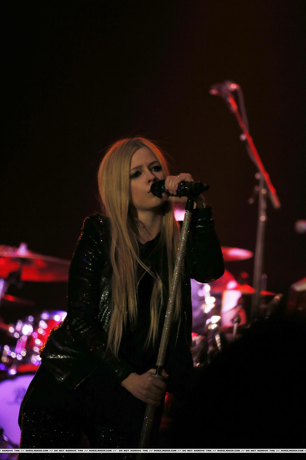 paramount_avrilmidia_111213_286129.jpg