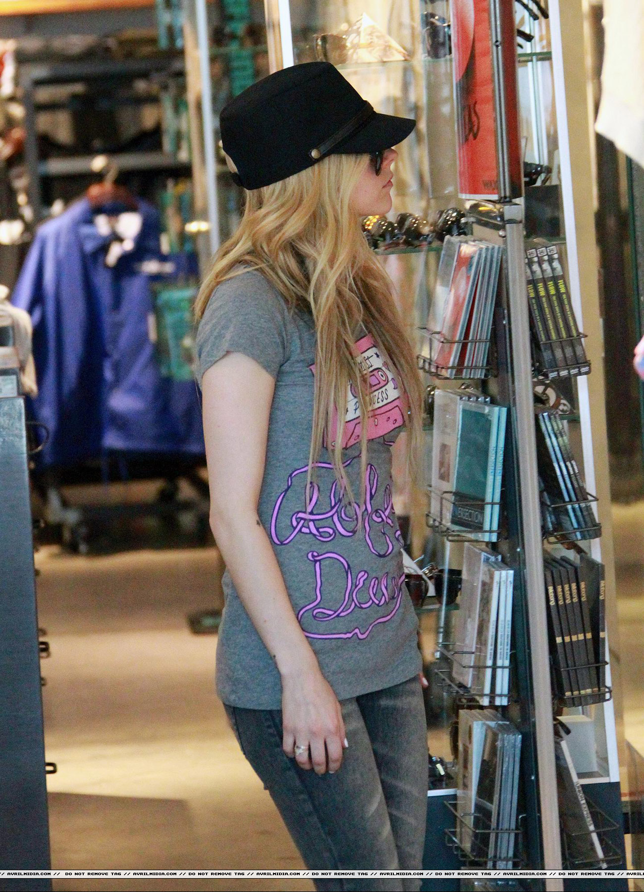 shopping_westhollywood_avrilmidia_2012_281629.jpg