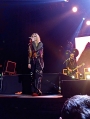 avrilmidia_lovesuxtour1.jpg