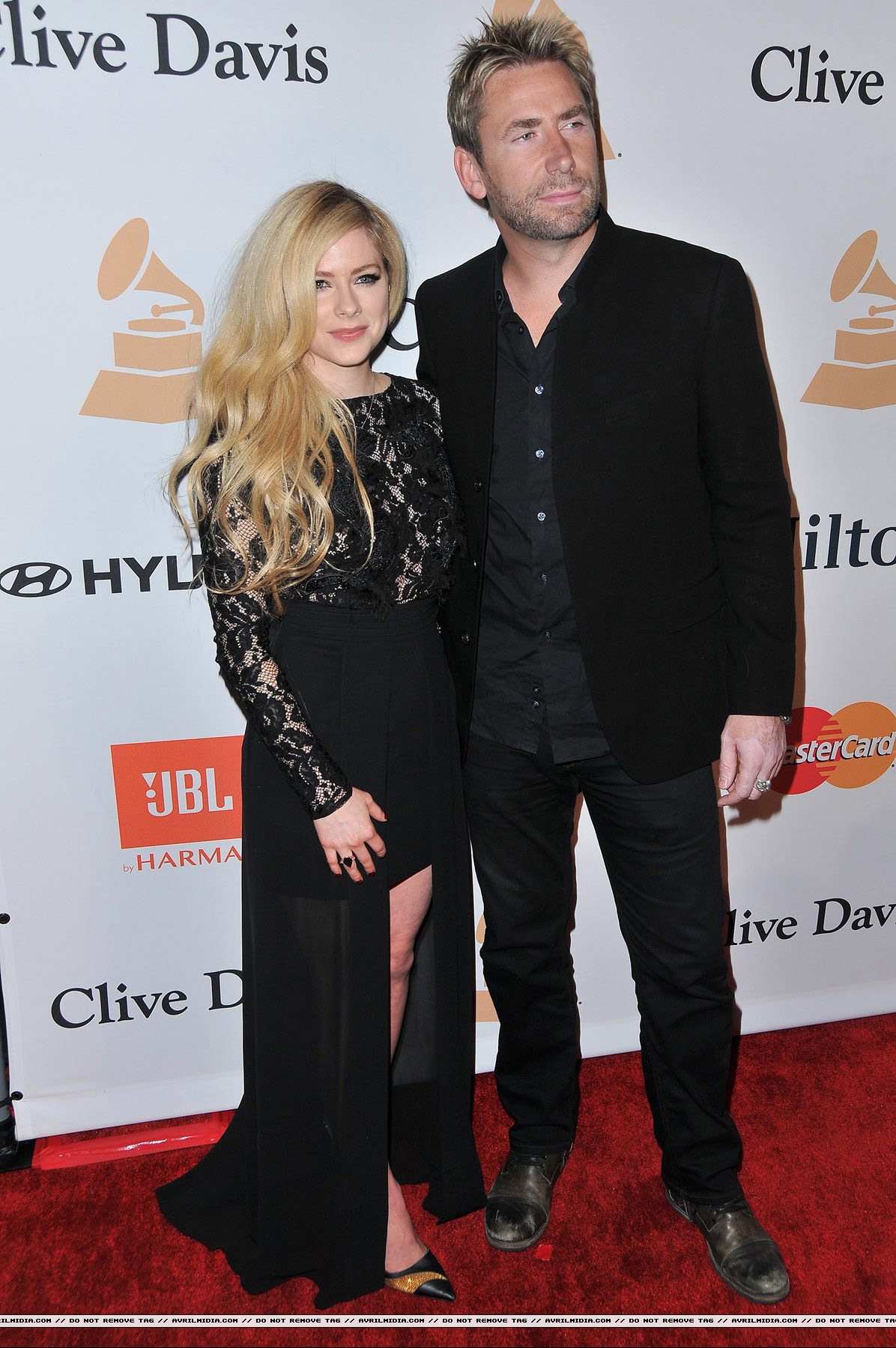 avrilmidia_pregrammy034.jpg