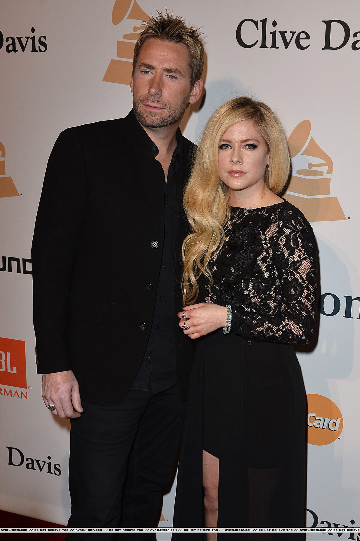 avrilmidia_pregrammy042.jpg